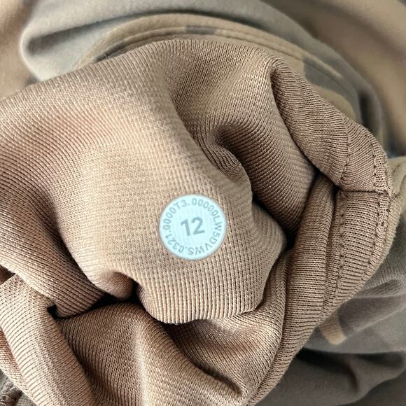 Lululemon Align High-Rise Leggings Pockets 25" Heritage 365 Camo Beige Multi - Picture 6 of 6